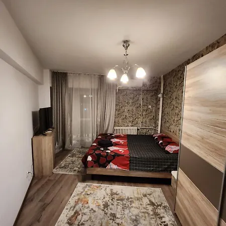 Apartment Comfortable Tourist Near Center *